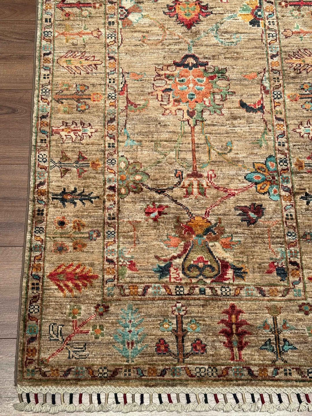 سجادة سلطاني بينبيرجيس رانر الأصلية المصنوعة يدويًا من الصوف بلون بيج مصبوغ بصبغة الجذور، 0.75 × 200، 1.50 متر مربع - 3 × 6 قدم