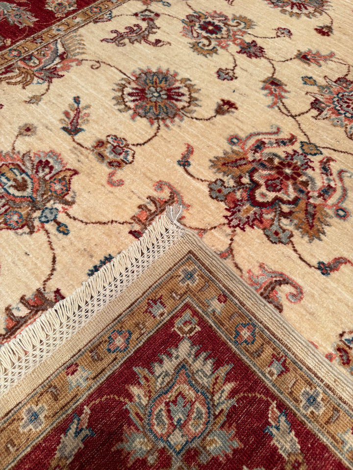 Uşak Original Hand Woven Beige Red Vegetable Dyed Wool Carpet 150x194 2.91 Square Meters - 5x6 ft