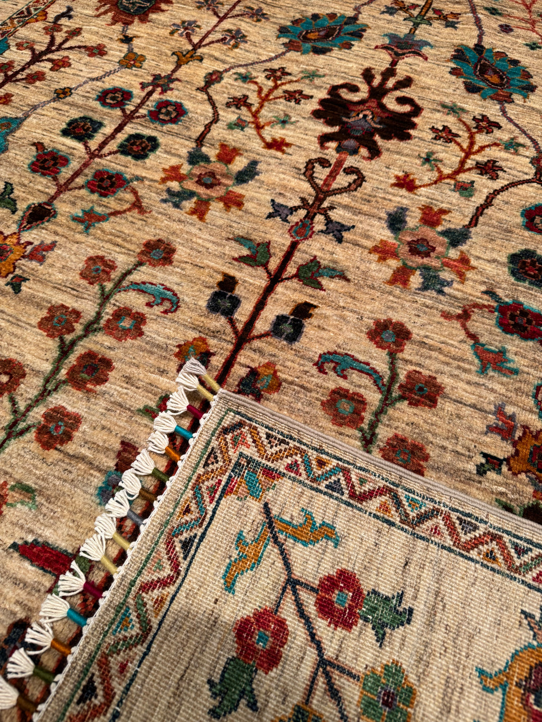 Sultani Floral Original Hand Woven Beige Vegetable Dyed Wool Carpet 174x244 4.25 Square Meters - 6x8 ft