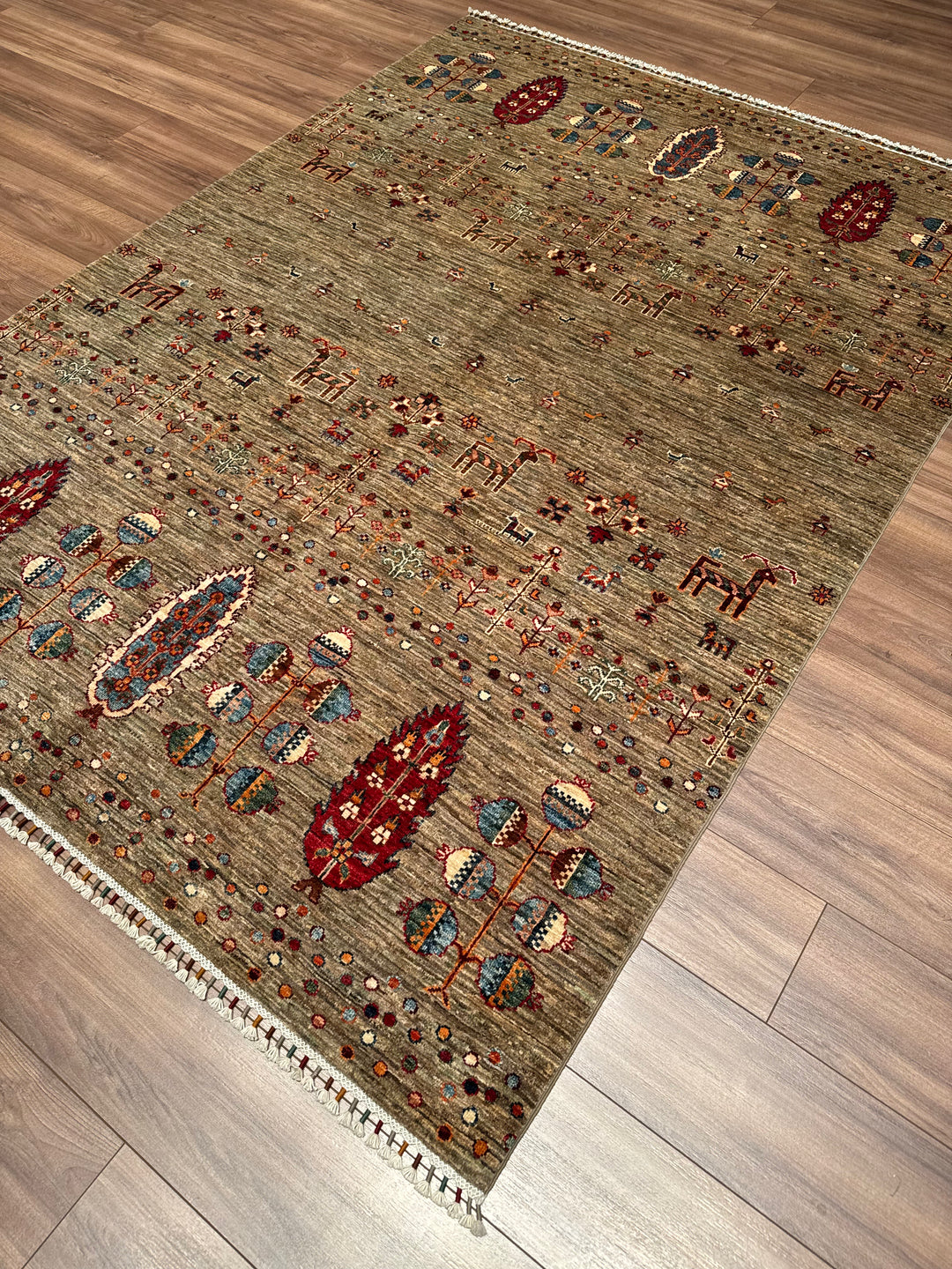 Sultani Orijinal El Dokuması Bej Kök Boya Yün Halı 177x242 4.28 Metrekare - 6x8 ft