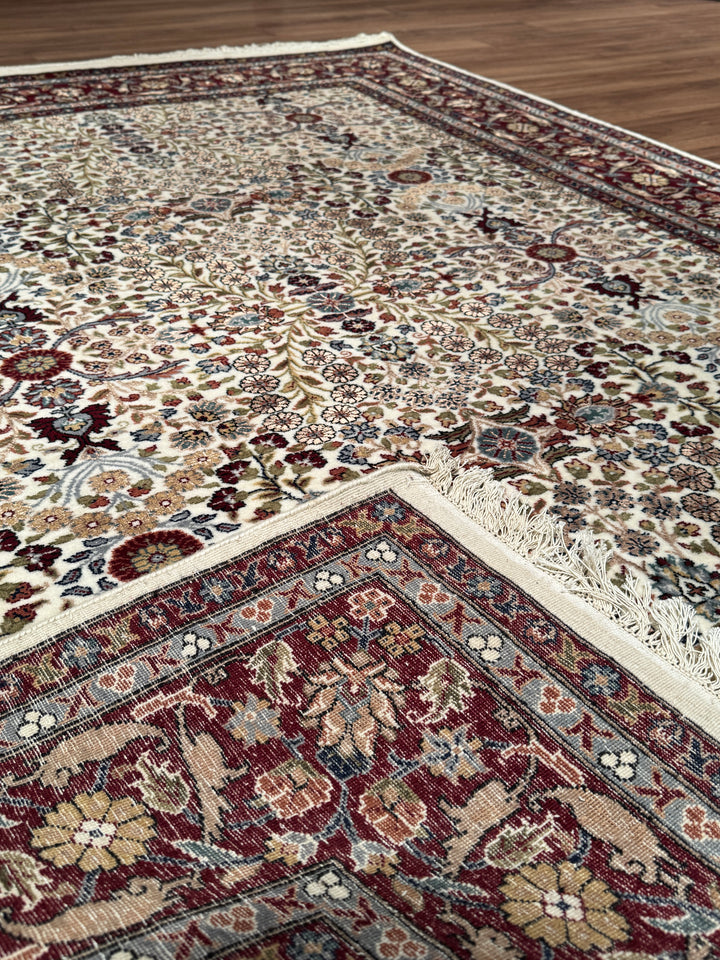 Hereke Yedi Dağın Çiçeği Orijinal El Dokuması Kırmızı Krem Yün Halı 170x238 4.05 Metrekare - 5x8 ft