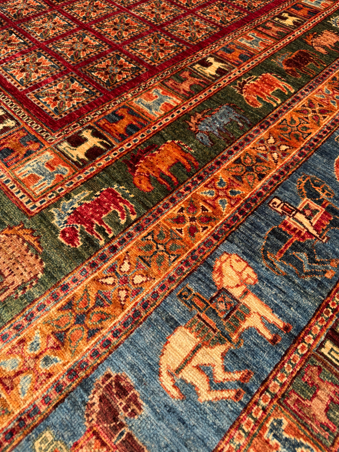 سجادة صوف أصلية من Pazırık منسوجة يدويًا ومُصبغة بجذور متعددة 213 × 320 6.82 متر مربع - 7 × 10 قدم