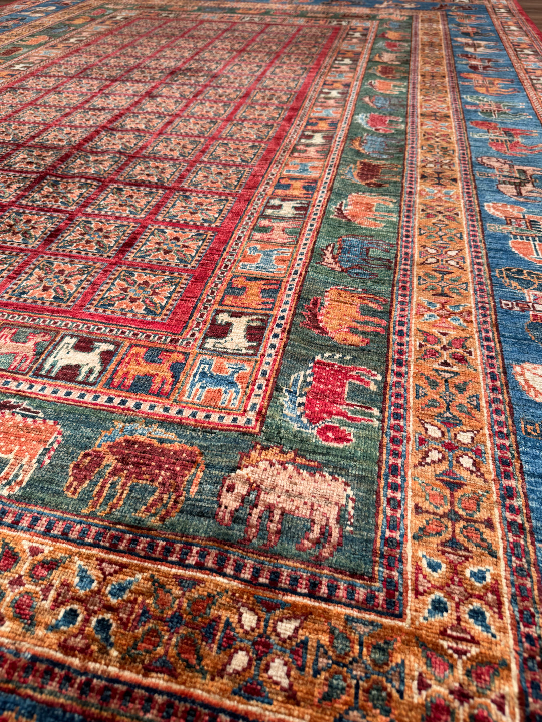 سجادة صوف أصلية من Pazırık منسوجة يدويًا ومُصبغة بجذور متعددة 213 × 320 6.82 متر مربع - 7 × 10 قدم