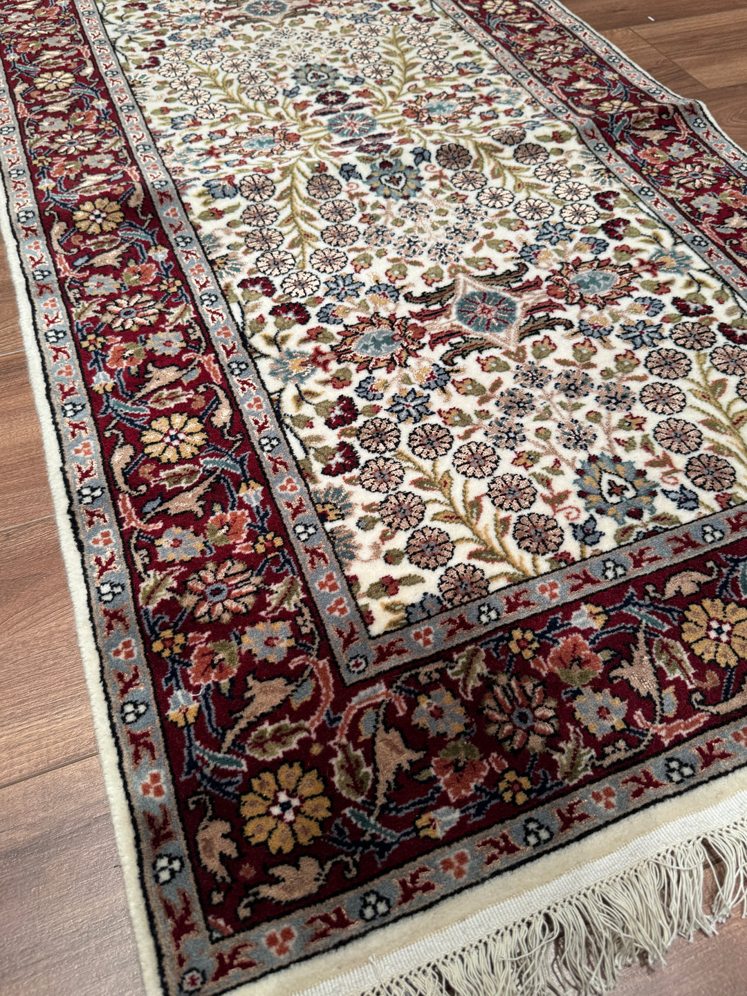 Hereke Orijinal El Dokuması Krem Kırmızı Yün Bambu Yolluk 0.81x298 2.41 Metrekare - 3x10 ft