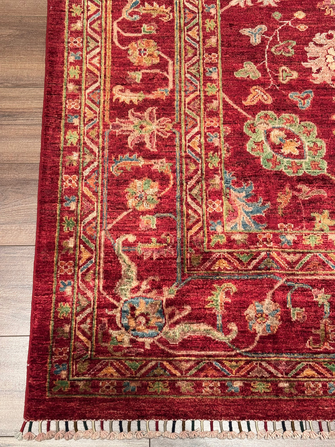 سجادة سلطاني زهرية أصلية منسوجة يدويًا من الصوف الأحمر المصبوغ بصبغة الجذور، 207 × 305 سم، 6.31 متر مربع - 7 × 10 قدم