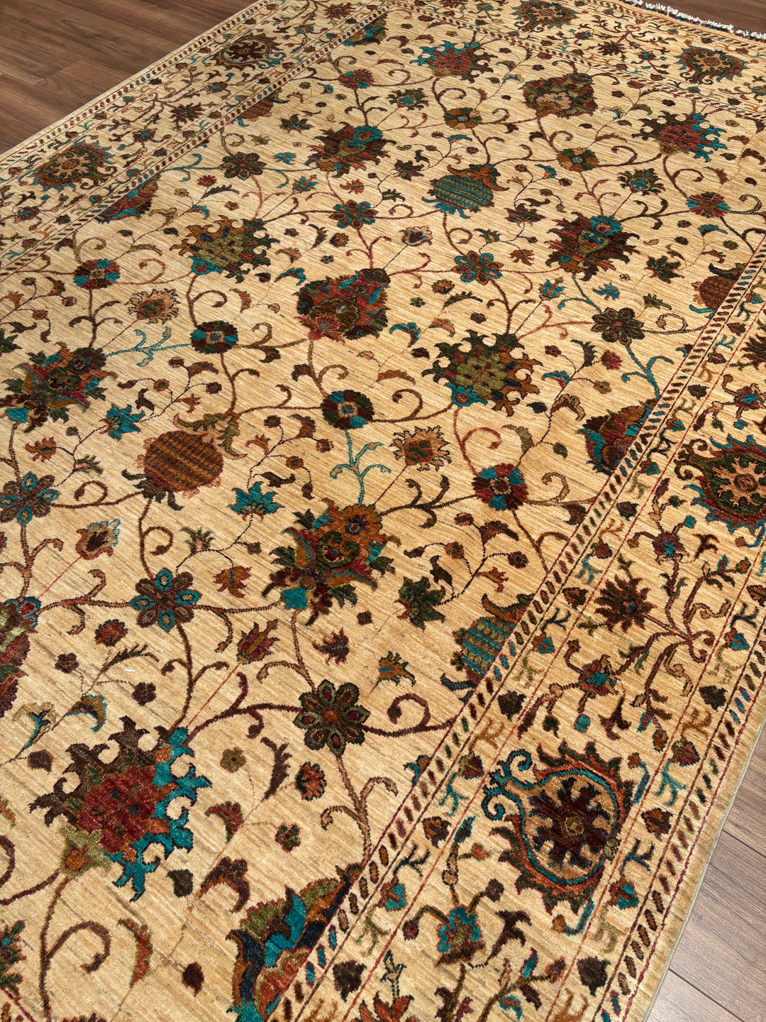 Sultani Binbirgece Orijinal El Dokuması Bej Kök Boya Yün Halı 210x311 6.53 Metrekare - 7x10 ft