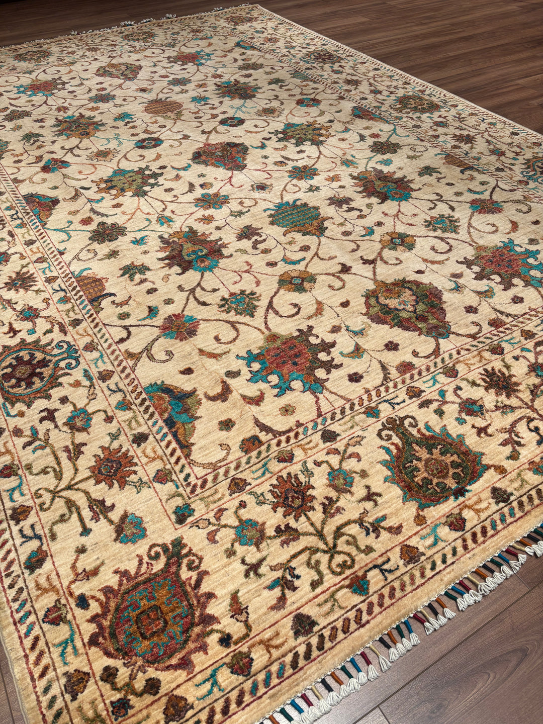 Sultani Binbirgece Orijinal El Dokuması Bej Kök Boya Yün Halı 210x311 6.53 Metrekare - 7x10 ft