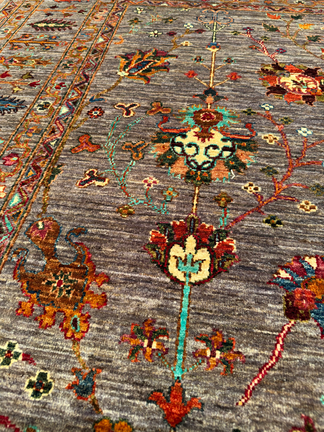 سجادة سلطاني بينبيرجيسي الأصلية المصنوعة يدويًا من الصوف الرمادي المصبوغ بصبغة الجذور 204 × 293، 5.98 متر مربع - 7 × 10 قدم