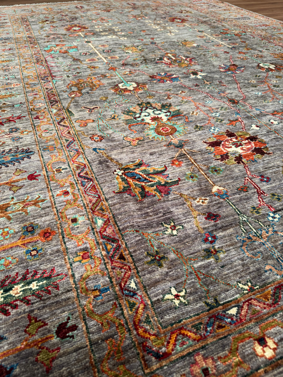 سجادة سلطاني بينبيرجيسي الأصلية المصنوعة يدويًا من الصوف الرمادي المصبوغ بصبغة الجذور 204 × 293، 5.98 متر مربع - 7 × 10 قدم