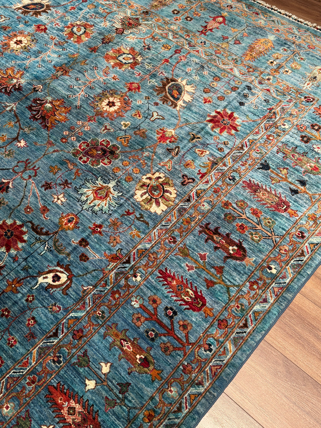 Sultani Çiçekli Orijinal El Dokuması Mavi Kök Boya Yün Halı 265x362 9.59 Metrekare - 8x12 ft