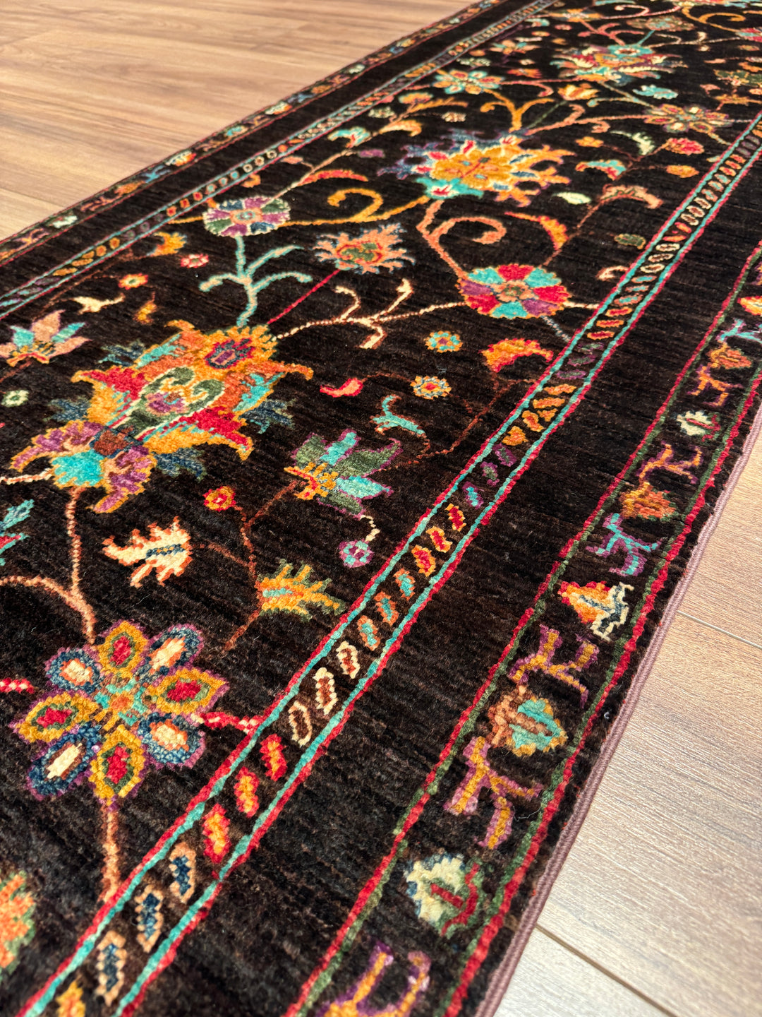 Sultani Binbirgece Yolluk Orijinal El Dokuması Kahverengi Kök Boya Yün Halı 0.77x250 1.93 Metrekare - 2x8 ft