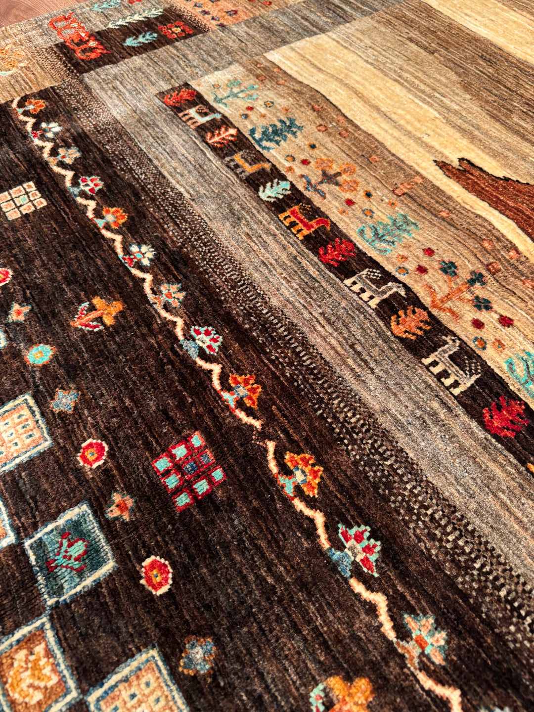 Khorjin Hayat Ağacı Orijinal El Dokuması Kahverengi Kök Boya Yün Halı 170x228 3.88 Metrekare - 5x7 ft