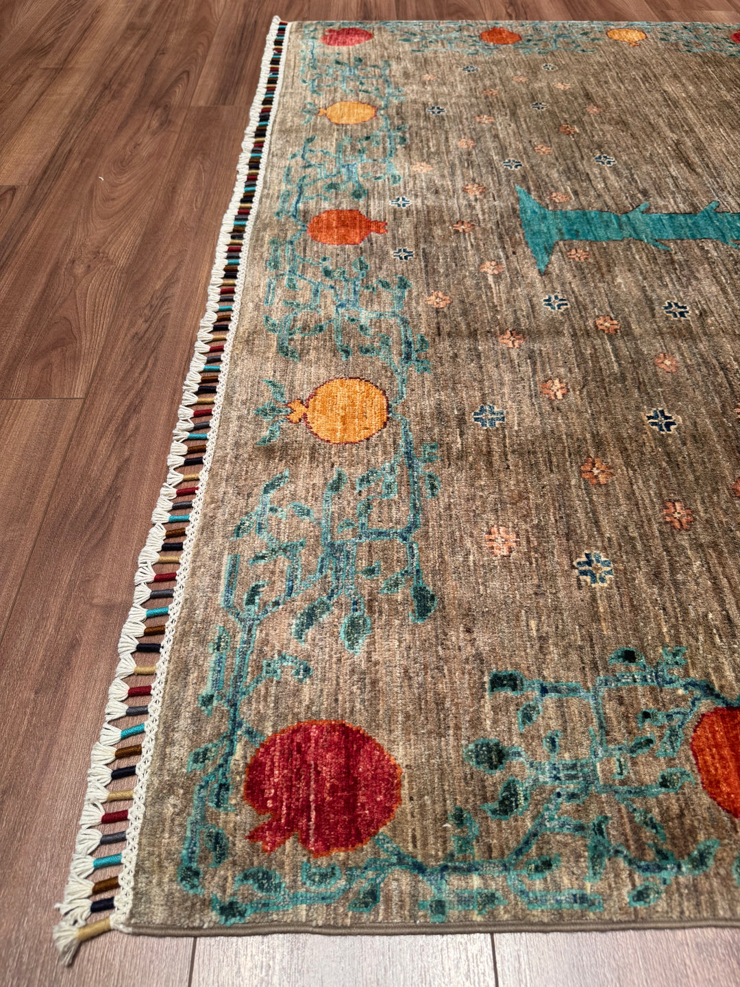 Sultani Pomegranate Tree Original Hand-Woven Beige Vegetable Dyed Wool Carpet 165x237 3.91 Square Meters - 5x8 ft