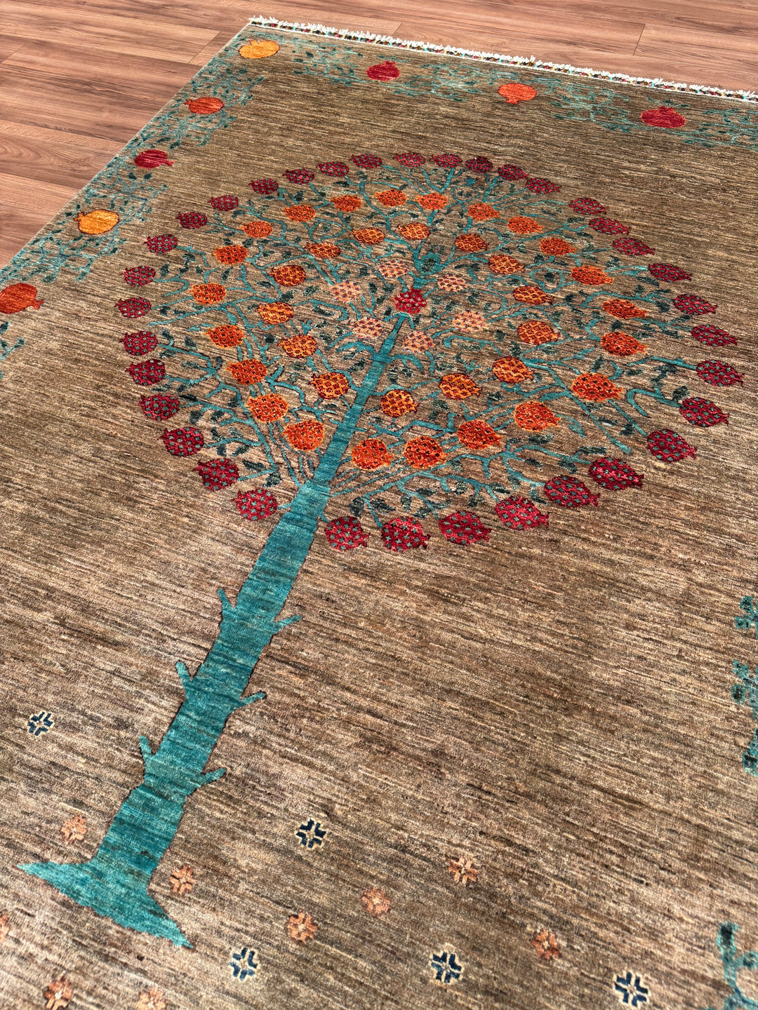Sultani Pomegranate Tree Original Hand-Woven Beige Vegetable Dyed Wool Carpet 165x237 3.91 Square Meters - 5x8 ft