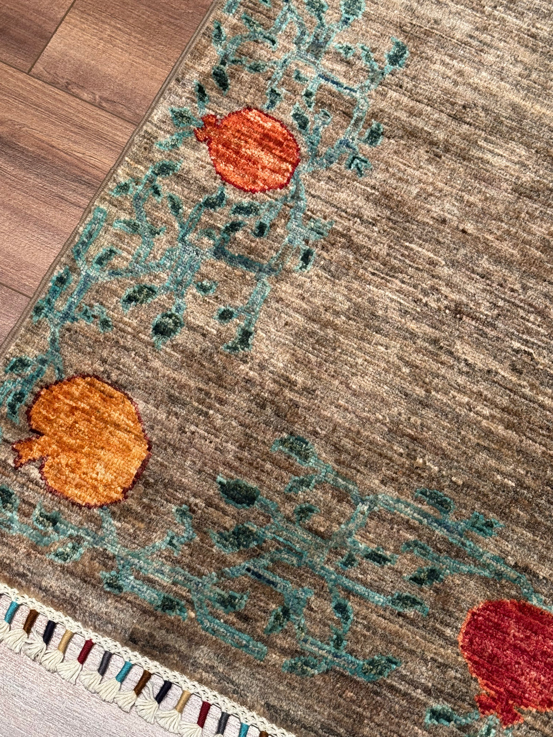 Sultani Pomegranate Tree Original Hand-Woven Beige Vegetable Dyed Wool Carpet 165x237 3.91 Square Meters - 5x8 ft