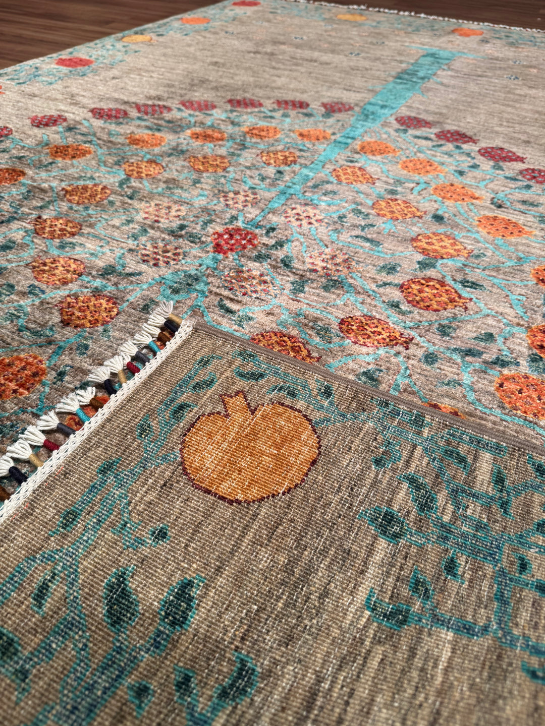 Sultani Pomegranate Tree Original Hand-Woven Beige Vegetable Dyed Wool Carpet 165x237 3.91 Square Meters - 5x8 ft