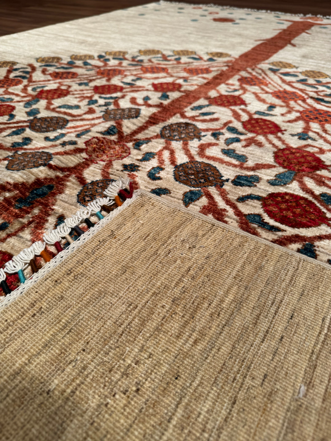 Sultani Pomegranate Tree Original Hand-Woven Cream Vegetable Dyed Wool Carpet 170x226 3.84 Square Meters - 5x8 ft