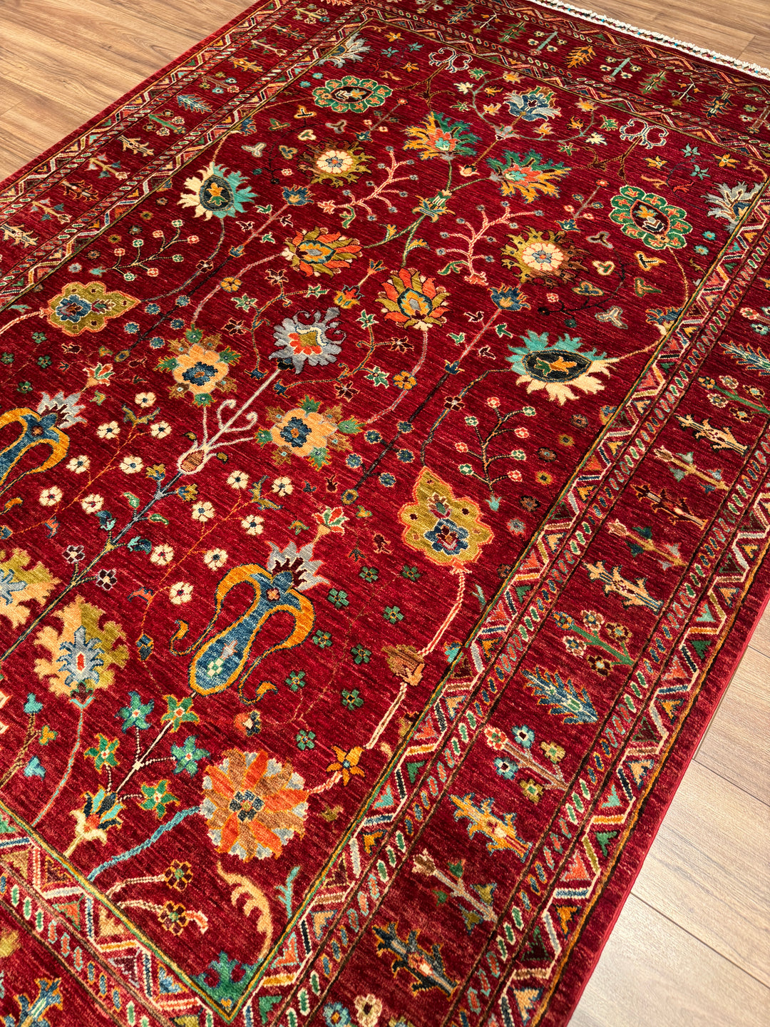 Sultani Çiçekli Orijinal El Dokuması Kırmızı Kök Boya Yün Halı 174x247 4.30 Metrekare - 5x8 ft