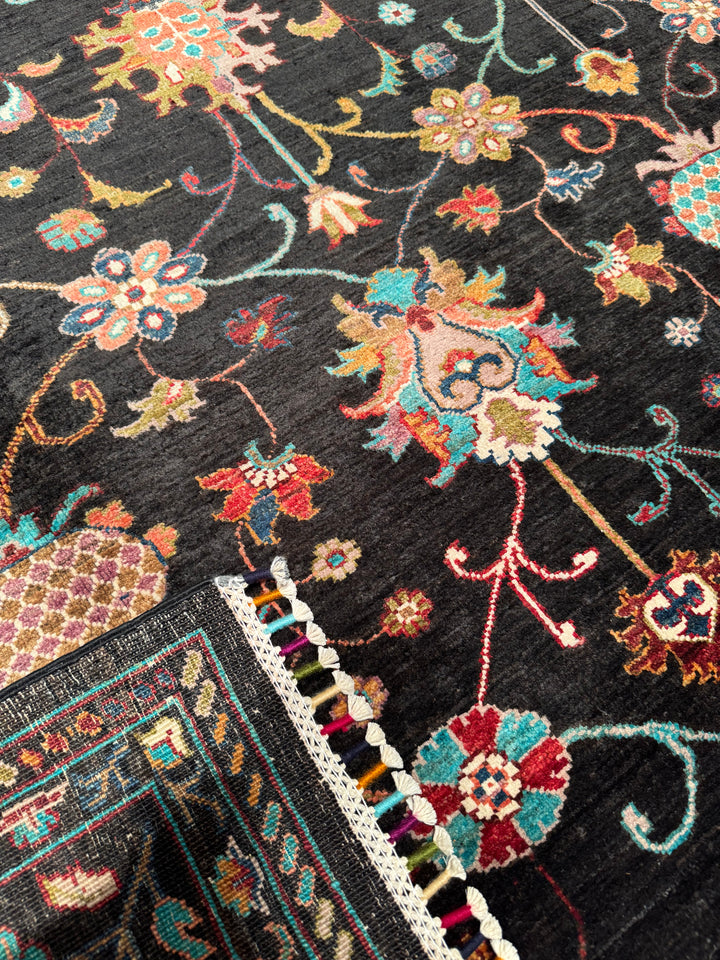 Sultani Binbirgece Original Hand Woven Black Vegetable Dyed Wool Carpet 253x322 8.15 Square Meters - 8x10 ft