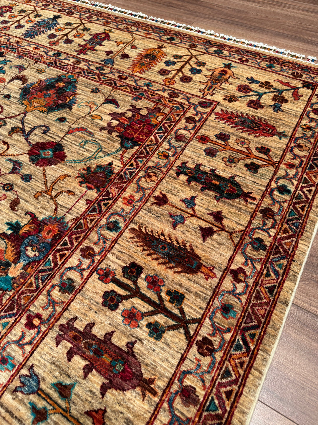 Sultani Binbirgece Orijinal El Dokuması Bej Kök Boya Yün Halı 248x287 7.12 Metrekare - 8x10 ft