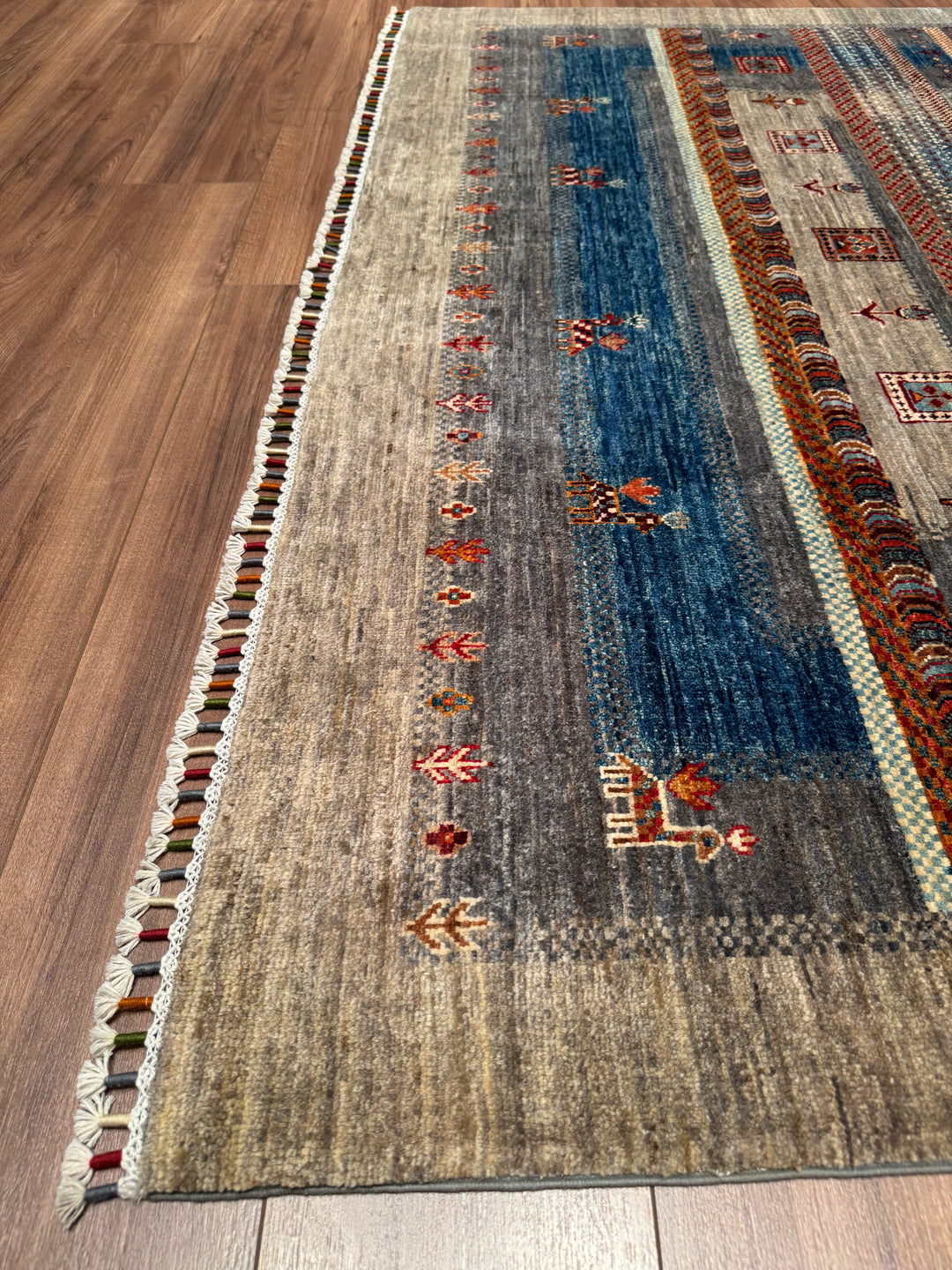 سجادة صوفية أصلية من مجموعة شجرة الحياة من خورجين، منسوجة يدويًا، بلون رمادي مصبوغ بجذور، مقاس 196×297، 5.82 متر مربع - 7×10 قدم 