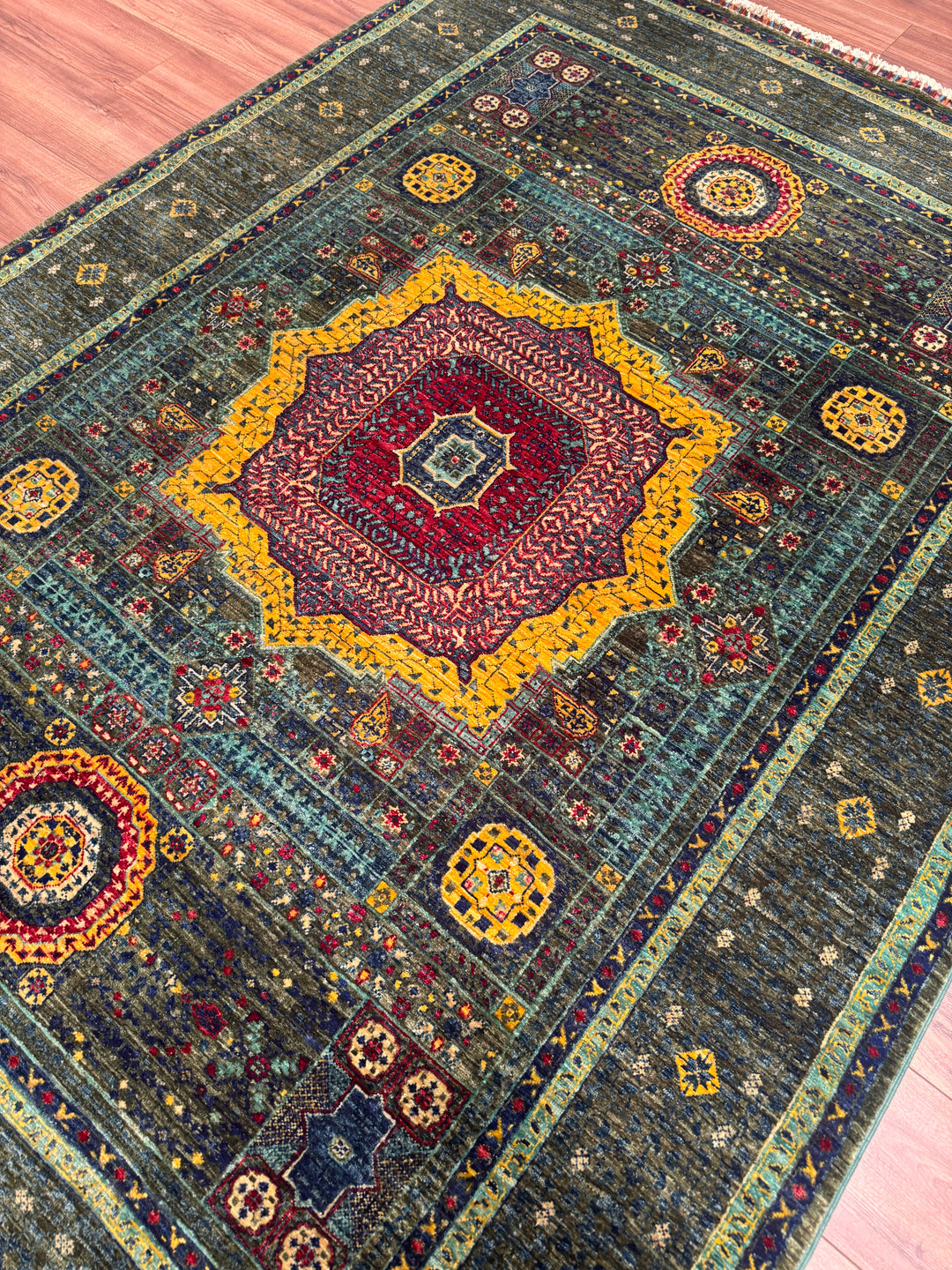 Memlük Orijinal El Dokuması Yeşil Kök Boya Yün Halı 179x240 4.30 Metrekare - 5x8 ft