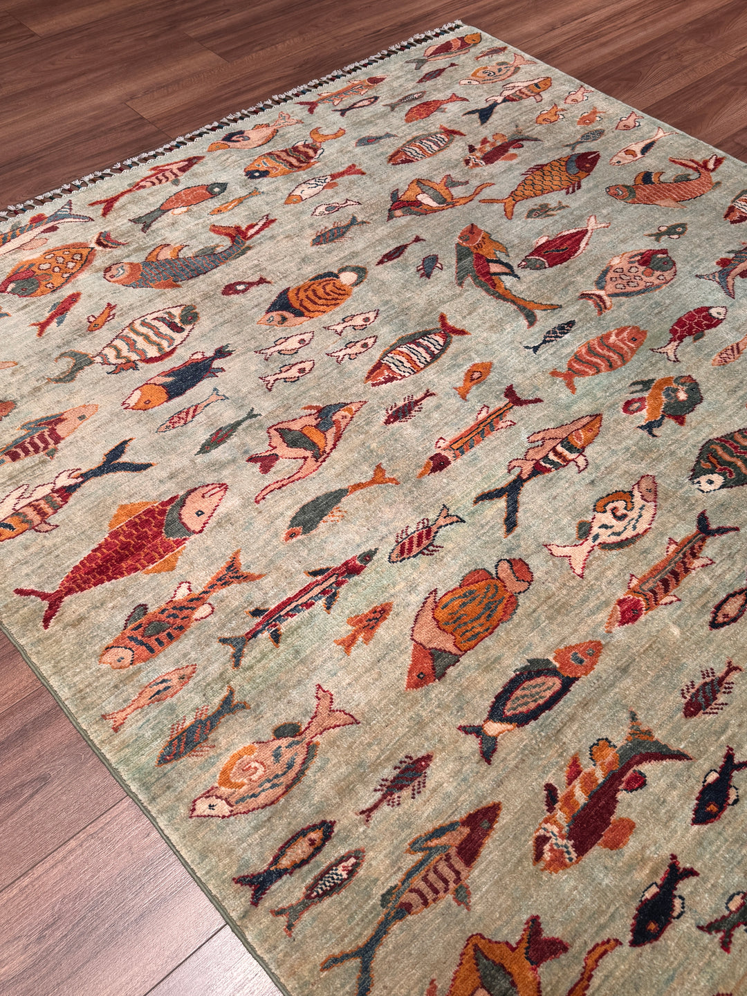 Balık Orijinal El Dokuması Yeşil Kök Boya Yün Halı 171x232 3.97 Metrekare - 6x8 ft