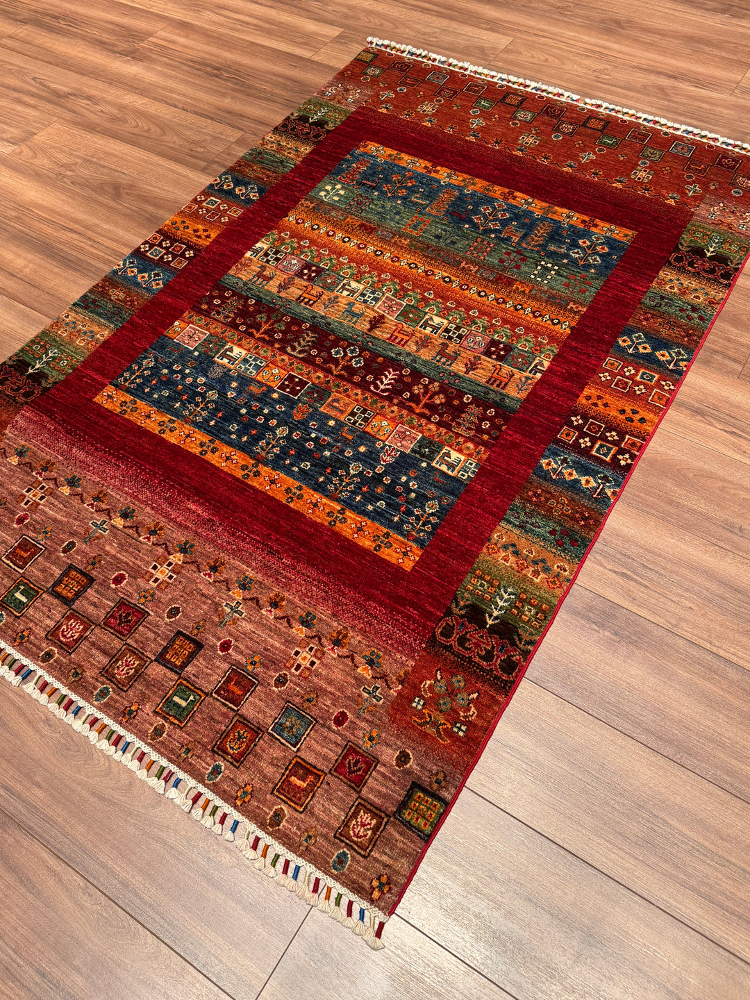 Khorjin Gabbe Desenli Orijinal El Dokuması Kırmızı Kök Boya Yün Halı 121x187 2.26 Metrekare - 4x6 ft