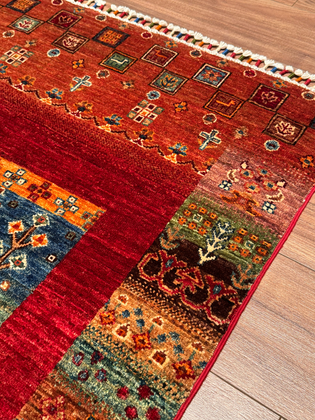 Khorjin Gabbe Desenli Orijinal El Dokuması Kırmızı Kök Boya Yün Halı 121x187 2.26 Metrekare - 4x6 ft