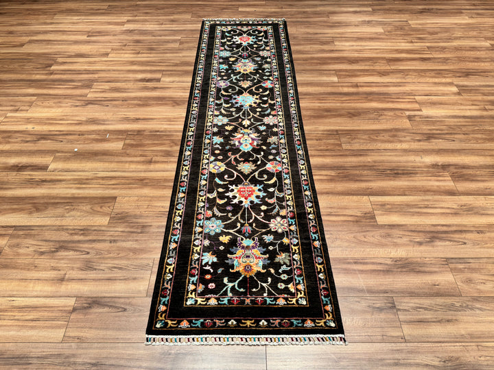 سجادة صوفية أصلية منسوجة يدويًا من Sultani Floral Runner باللون الأسود بمقاس 0.81 × 302 بوصة، 2.45 متر مربع - 2 × 10 قدم 