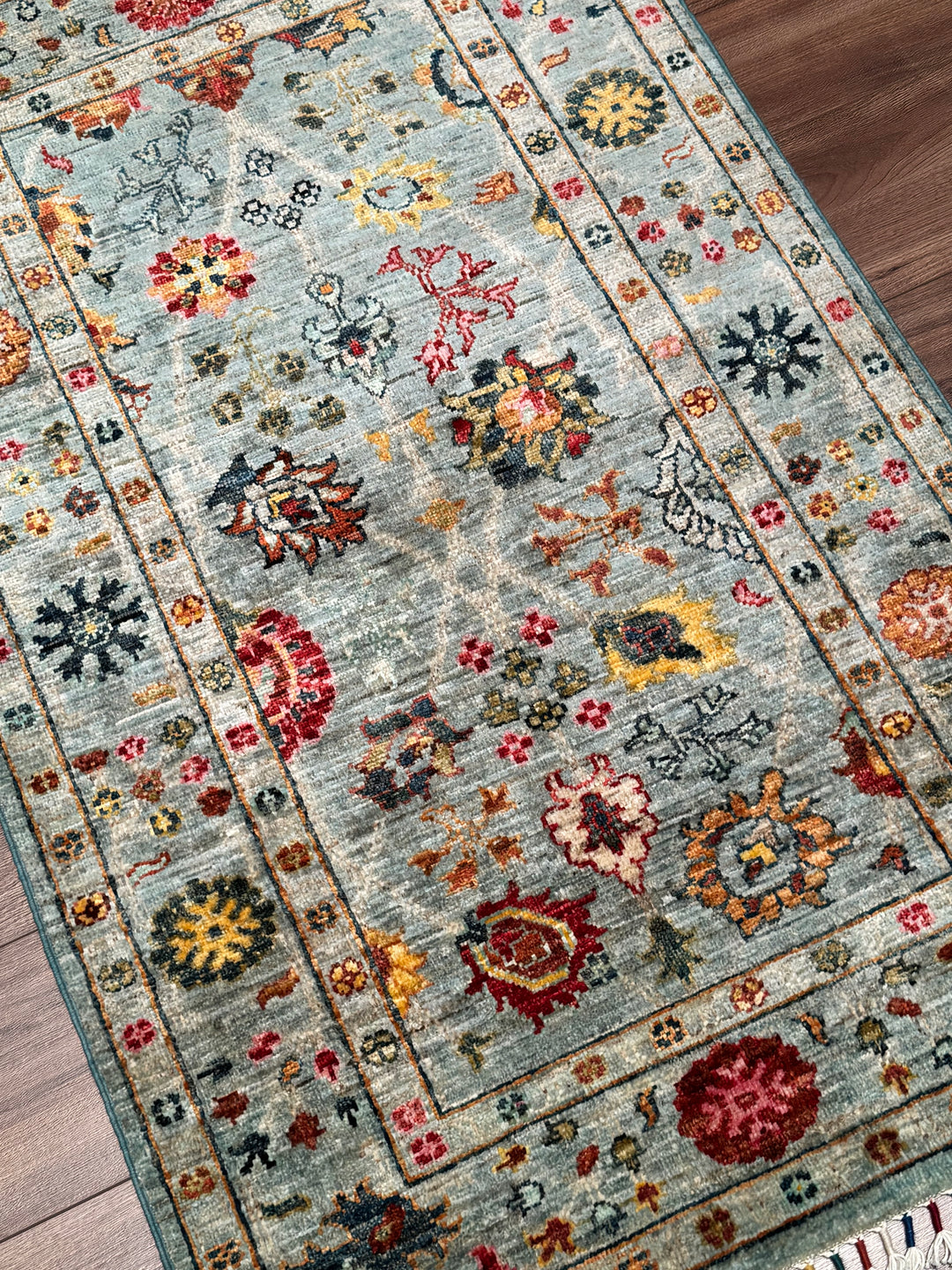 سجادة سلطاني بينبيرجيسي الأصلية المصنوعة يدويًا من الصوف الرمادي المصبوغ بصبغة الجذور 0.82 × 133 سم (1.09 متر مربع) - 3 × 4 قدم 