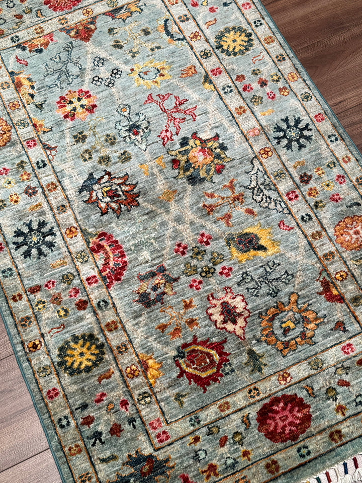 سجادة سلطاني بينبيرجيسي الأصلية المصنوعة يدويًا من الصوف الرمادي المصبوغ بصبغة الجذور 0.82 × 133 سم (1.09 متر مربع) - 3 × 4 قدم 