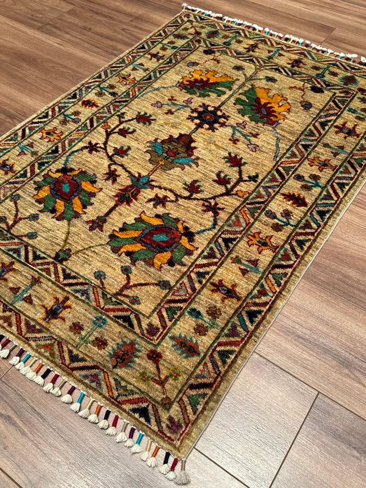 Sultani Binbirgece Orijinal El Dokuması Bej Kök Boya Yün Halı 0.81x120 0.97 Metrekare - 3x4 ft