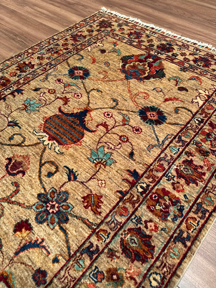 Sultani Binbirgece Orijinal El Dokuması Bej Kök Boya Yün Halı 104x150 1.56 Metrekare - 3x4 ft