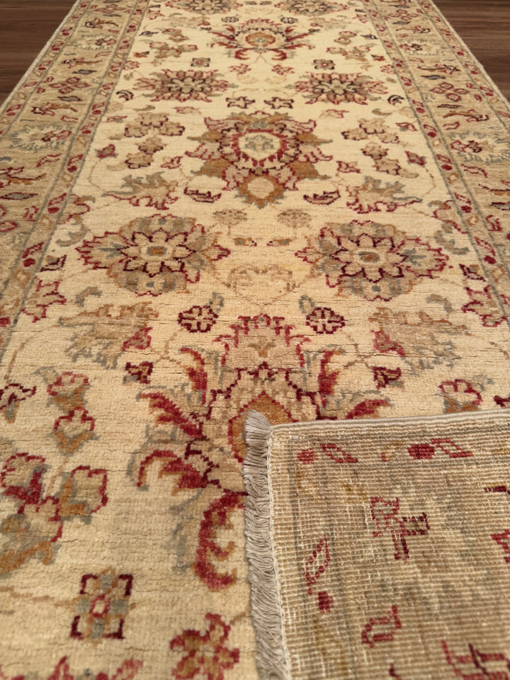 Uşak Original Hand Woven Runner Cream Vegetable Dyed Wool Carpet 0.77x194 1.49 Square Meters - 2x6 ft