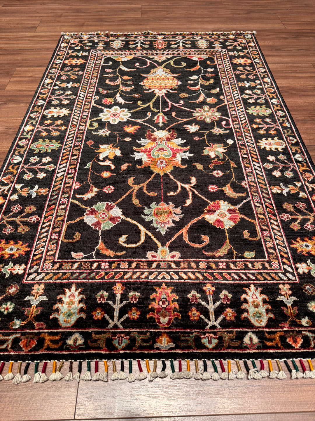 Sultani Binbirgece Orijinal El Dokuması Siyah Kök Boya Yün Halı 101x155 1.57 Metrekare - 3x5 ft