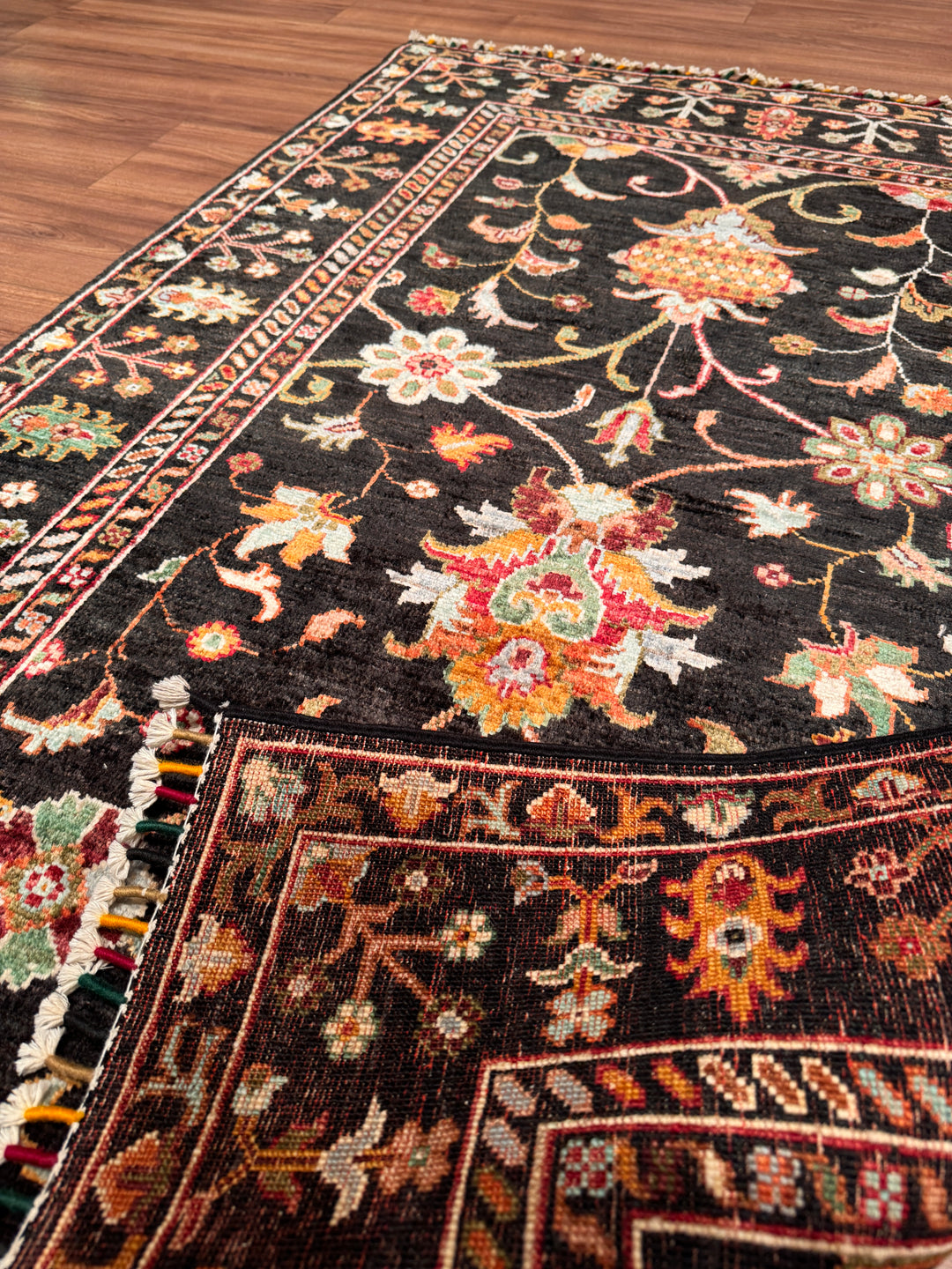 Sultani Binbirgece Orijinal El Dokuması Siyah Kök Boya Yün Halı 101x155 1.57 Metrekare - 3x5 ft