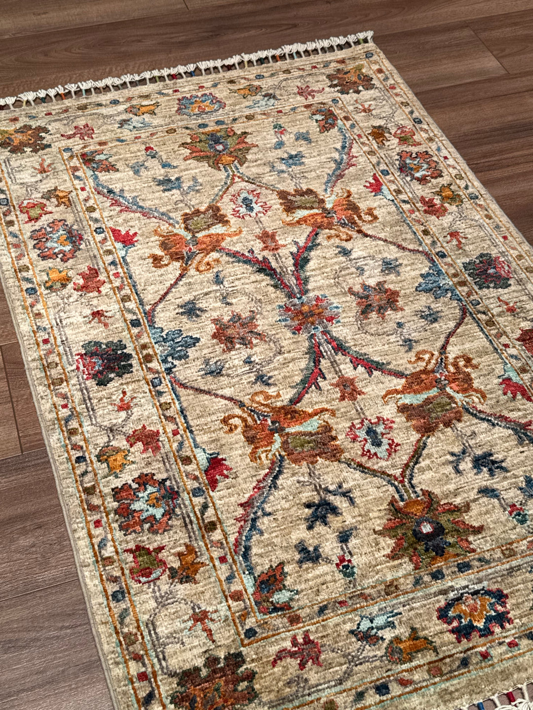 Sultani Binbirgece Orijinal El Dokuması Bej Kök Boya Yün Halı 0.92x120 1.10 Metrekare - 3x4 ft