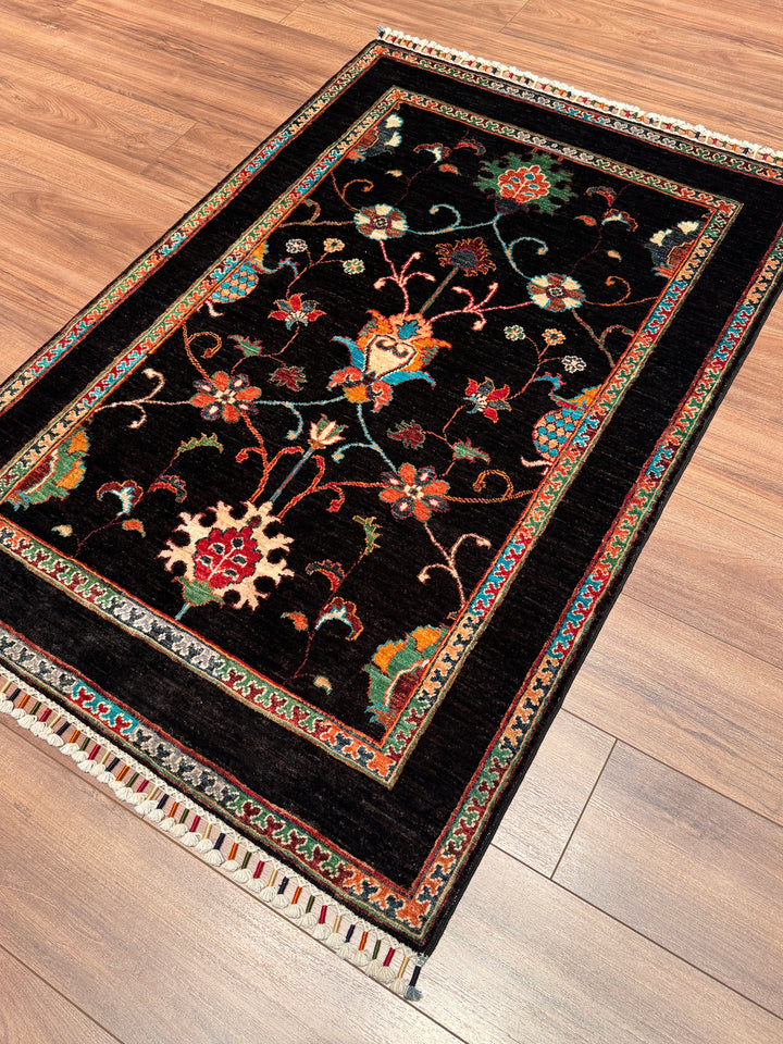 Sultani Binbirgece Orijinal El Dokuması Siyah Kök Boya Yün Halı 102x150 1.53 Metrekare - 3x5 ft