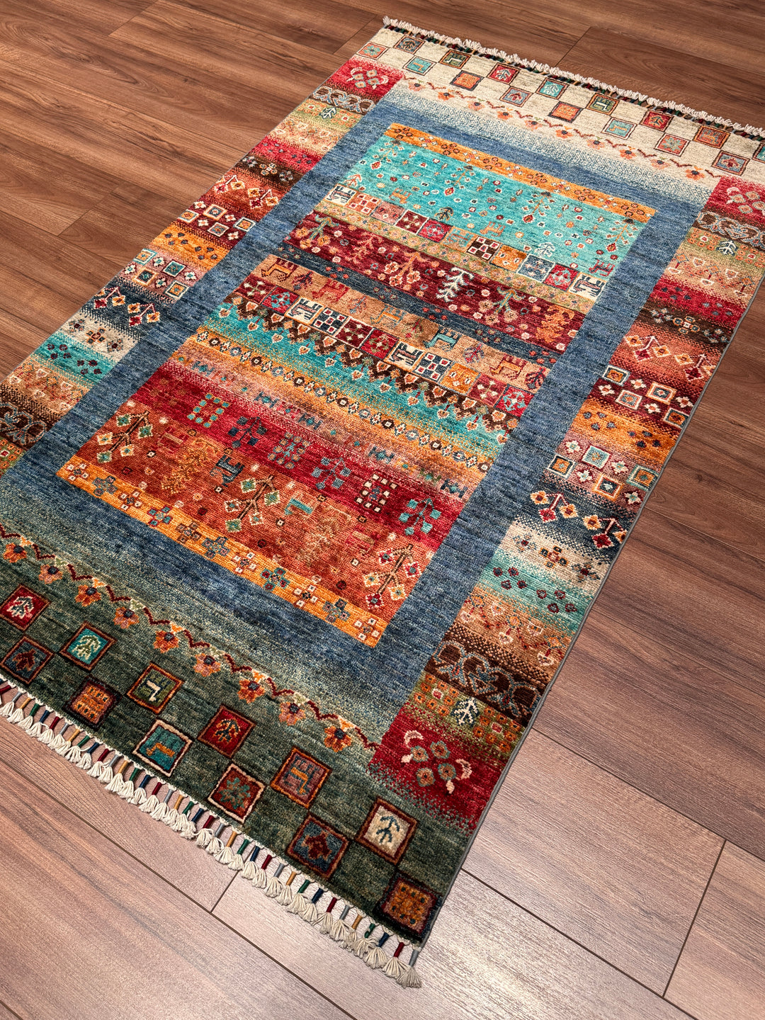 Khorjin Gabbe Desenli Orijinal El Dokuması Multi Kök Boya Yün Halı 100x159 1.59 Metrekare - 3x5 ft