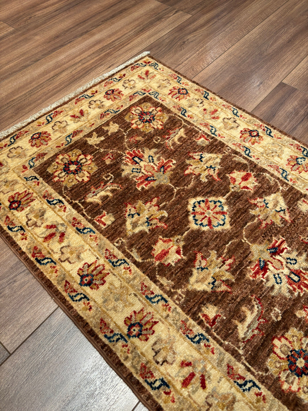 Uşak Orijinal El Dokuması Kahverengi Kök Boya Yün Halı 0.60x0.92 0.55 Metrekare - 2x3 ft