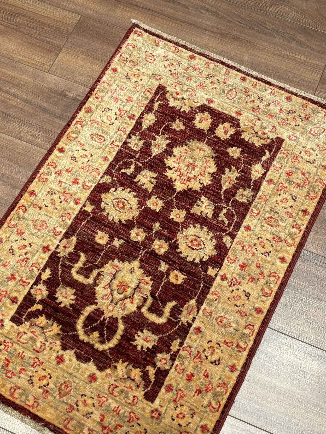 Uşak Orijinal El Dokuması Bordo Kök Boya Yün Halı 0.61x0.93 0.67 Metrekare - 2x3 ft