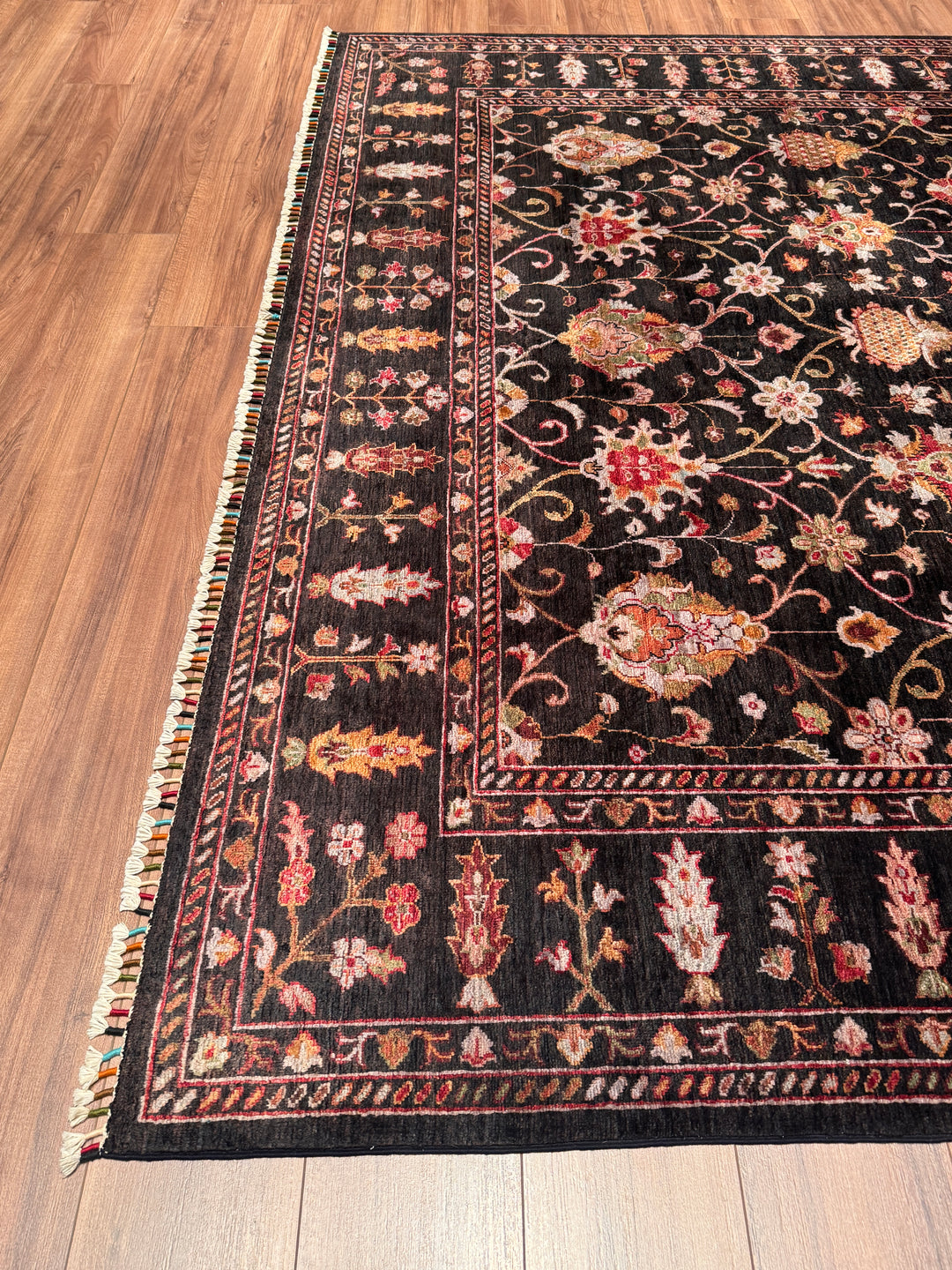 Sultani Binbirgece Orijinal El Dokuması Siyah Kök Boya Yün Halı 244x309 7.54 Metrekare - 8x10 ft