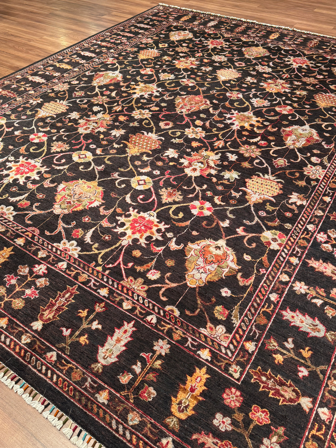 Sultani Binbirgece Orijinal El Dokuması Siyah Kök Boya Yün Halı 244x309 7.54 Metrekare - 8x10 ft