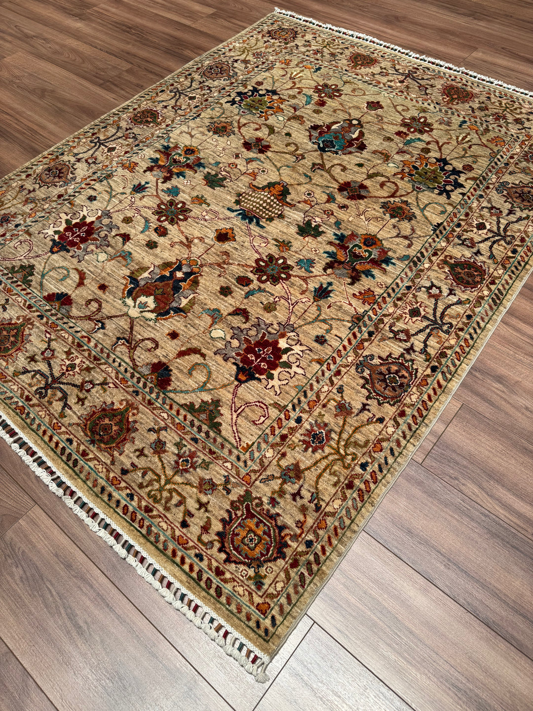 Sultani Binbirgece Orijinal El Dokuması Bej Kök Boya Yün Halı 152x196 2.98 Metrekare - 5x6 ft