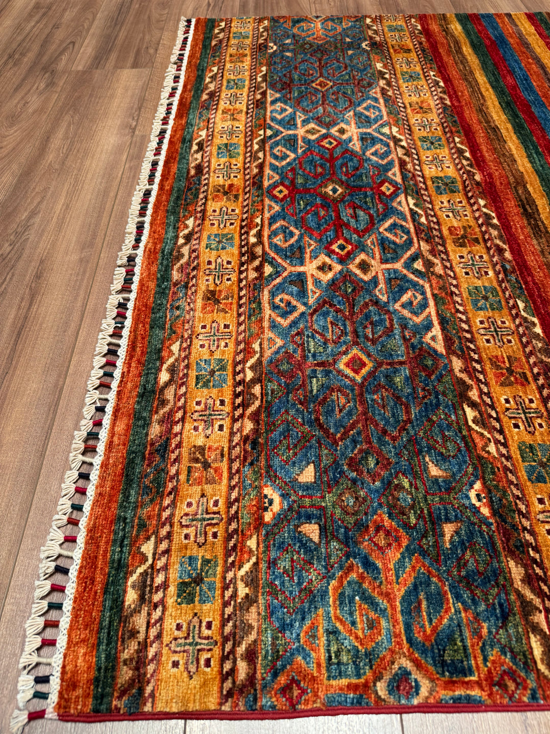 Khorjin Orijinal El Dokuması Multi Kök Boya Yün Halı 152x195 2.96 Metrekare - 4x6 ft