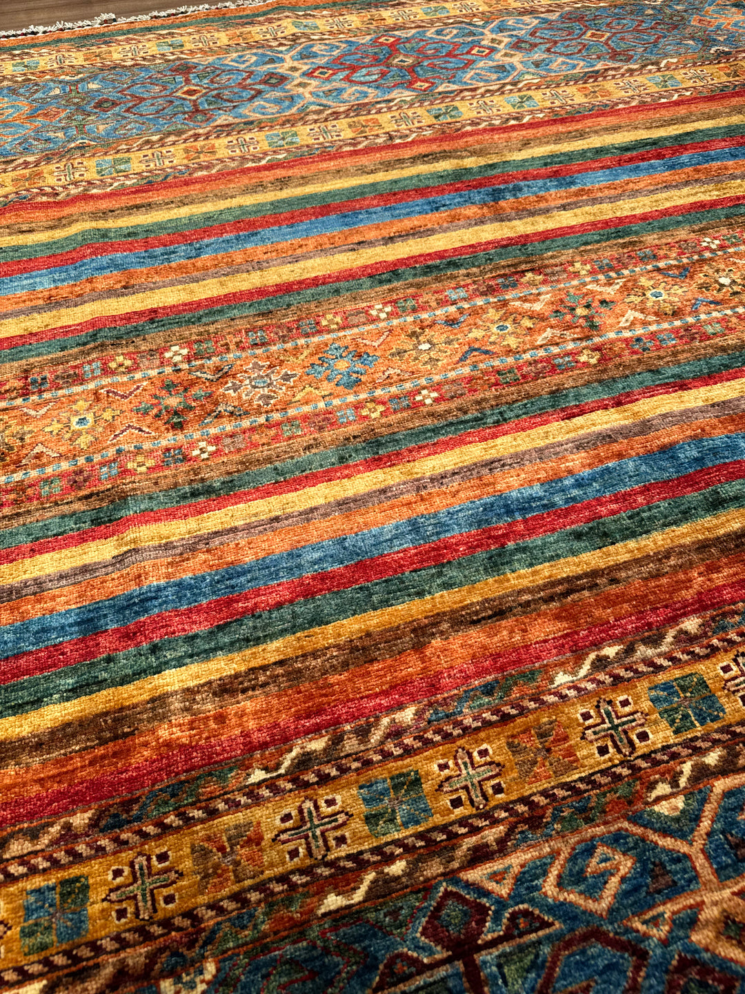 Khorjin Orijinal El Dokuması Multi Kök Boya Yün Halı 152x195 2.96 Metrekare - 4x6 ft