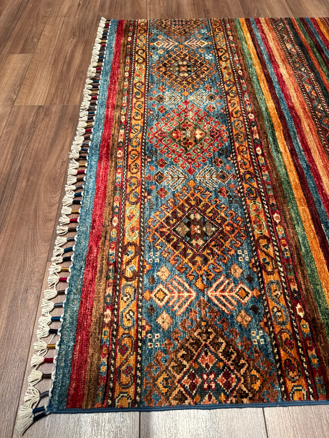 Khorjin Orijinal El Dokuması Multi Kök Boya Yün Halı 127x184 2.34 Metrekare - 4x6 ft