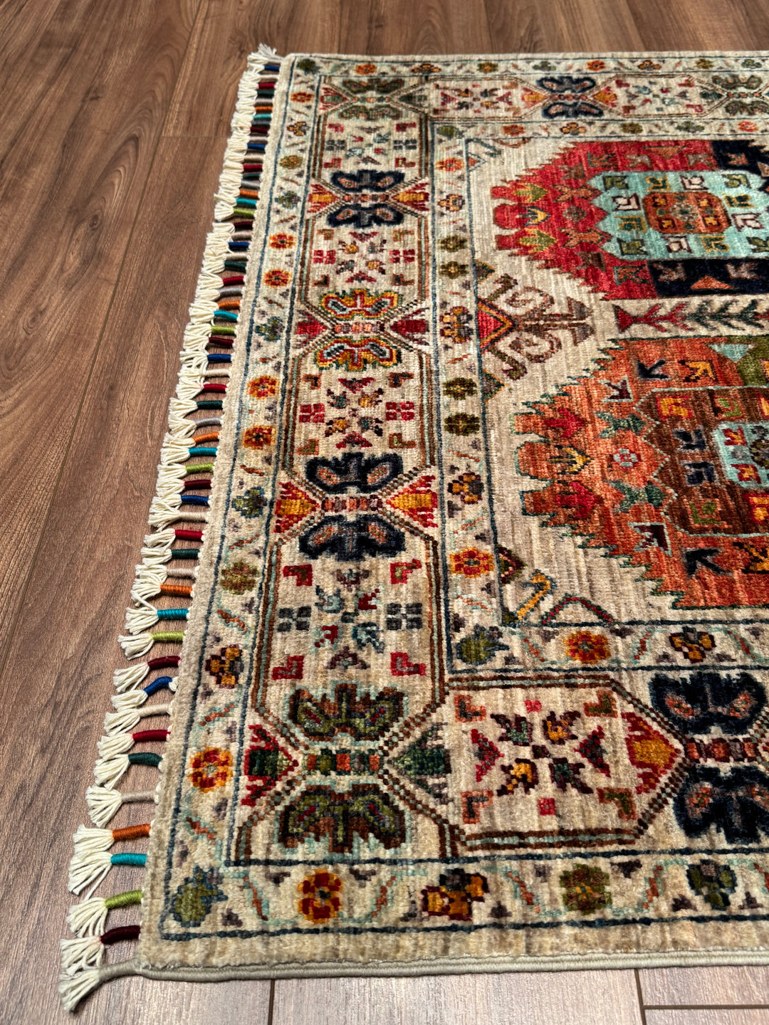 Veziri Orijinal El Dokuması Bej Kök Boya Yün Halı 102x156 1.59 Metrekare - 3x5 ft