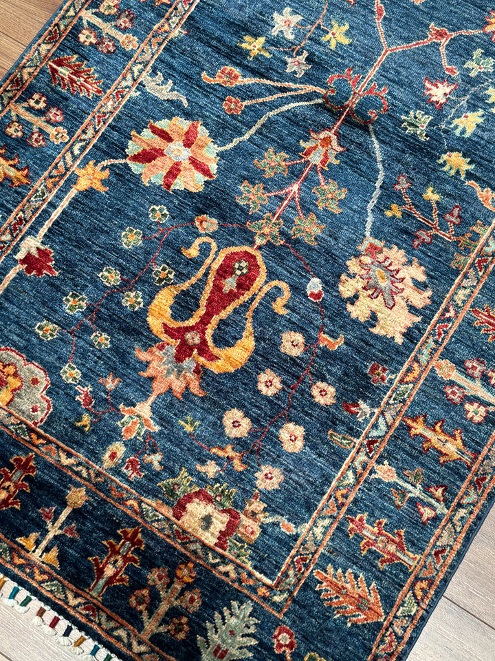 Sultani Çiçekli Orijinal El Dokuması Lacivert Kök Boya Yün Halı 0.98x150 1.47 Metrekare - 3x5 ft